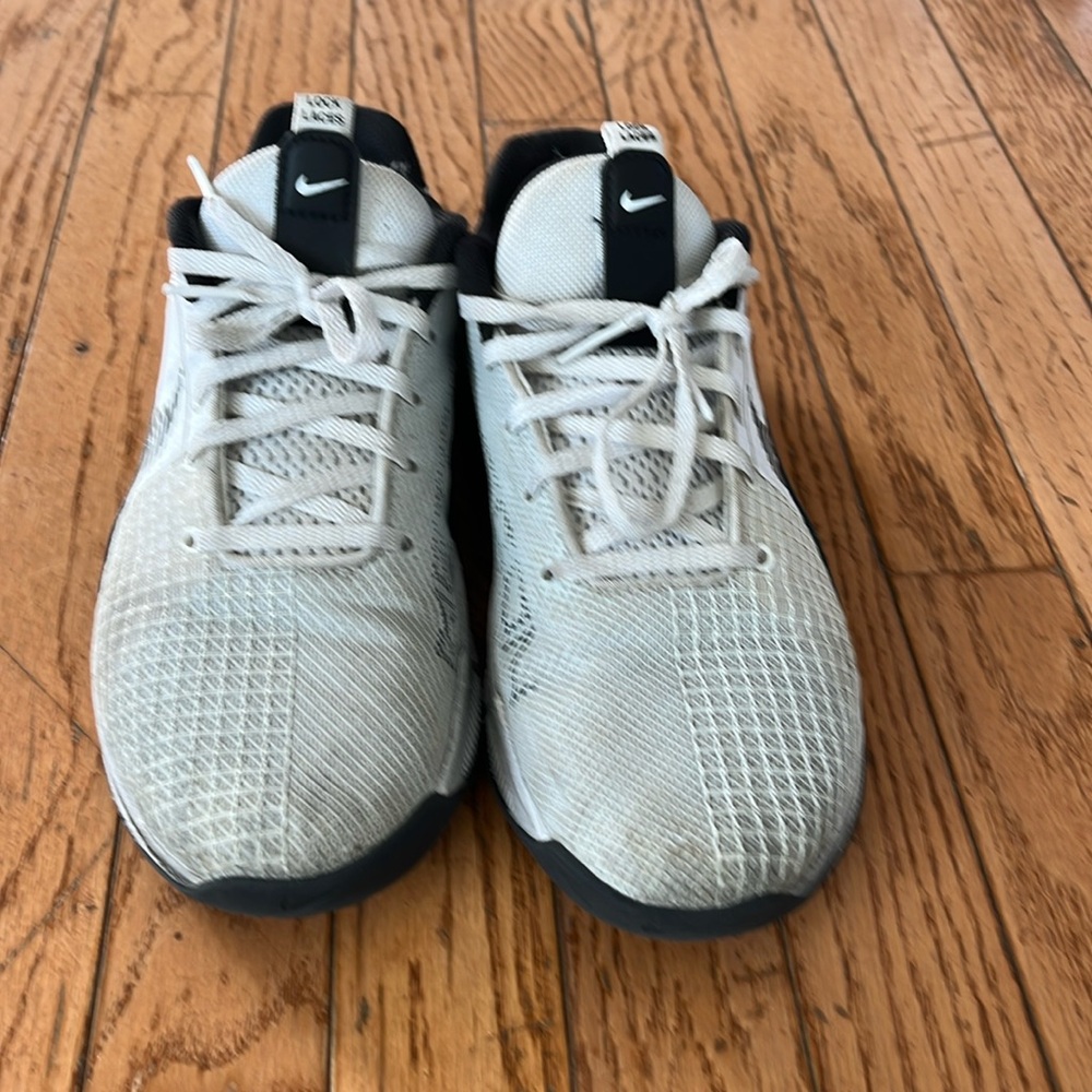 Nike men’s metcon training shoes